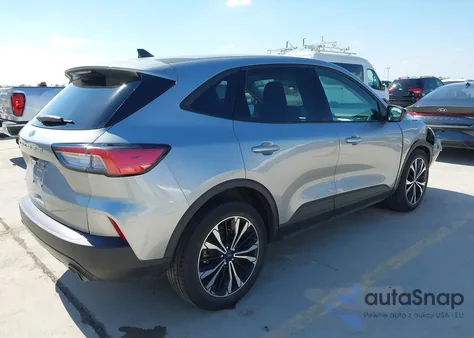 2021 Ford Escape Se z USA, uszkodzony, nr VIN 1FMCU0G65MUA32769